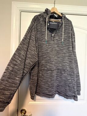 Tommy Bahama Men’s Hoodie Sweater 2XL Gray Striped Pullover